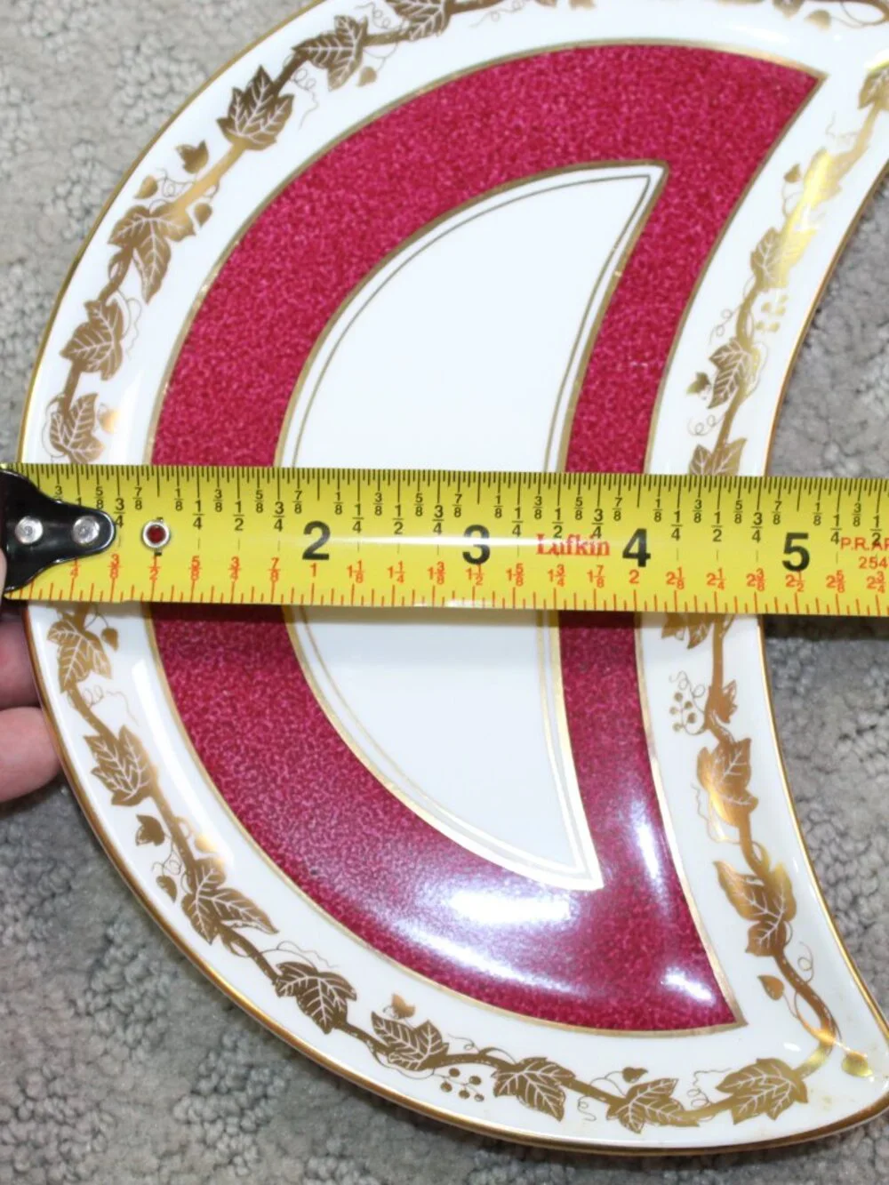RARE! Wedgwood Whitehall W3994 Bone China Powder Ruby Crescent Salad Plate